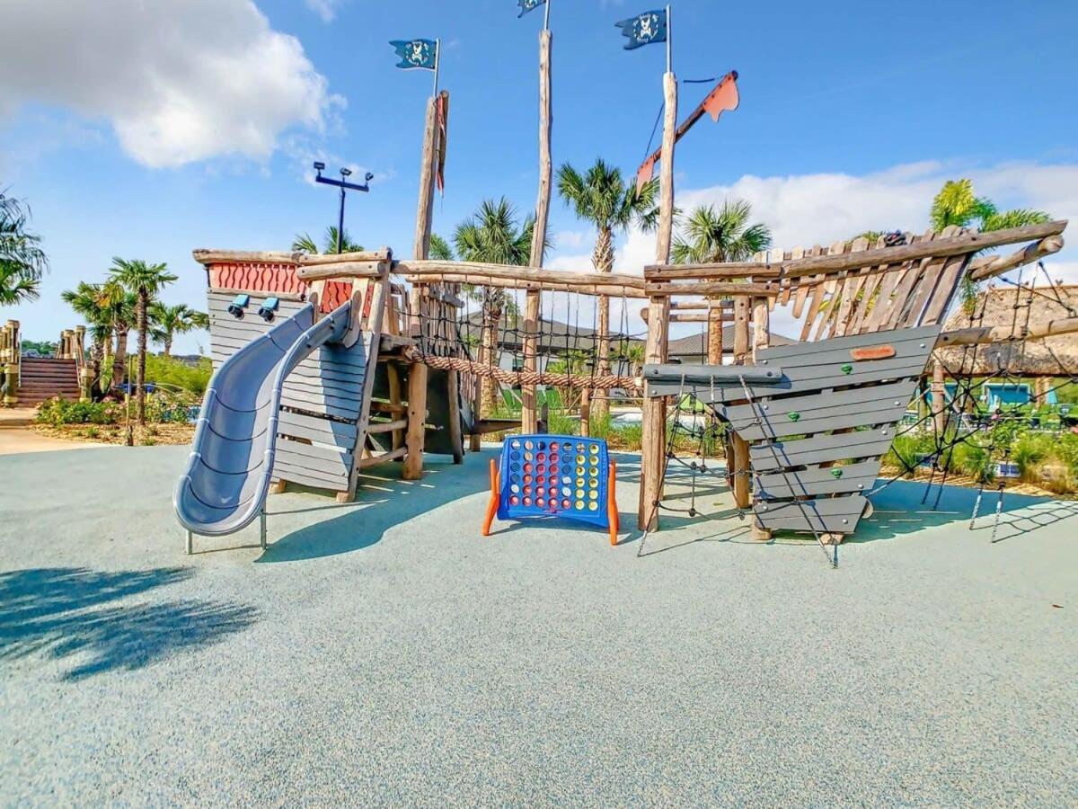 Gorgeous 2Br Lakeview Condo With Waterpark Кисими Екстериор снимка