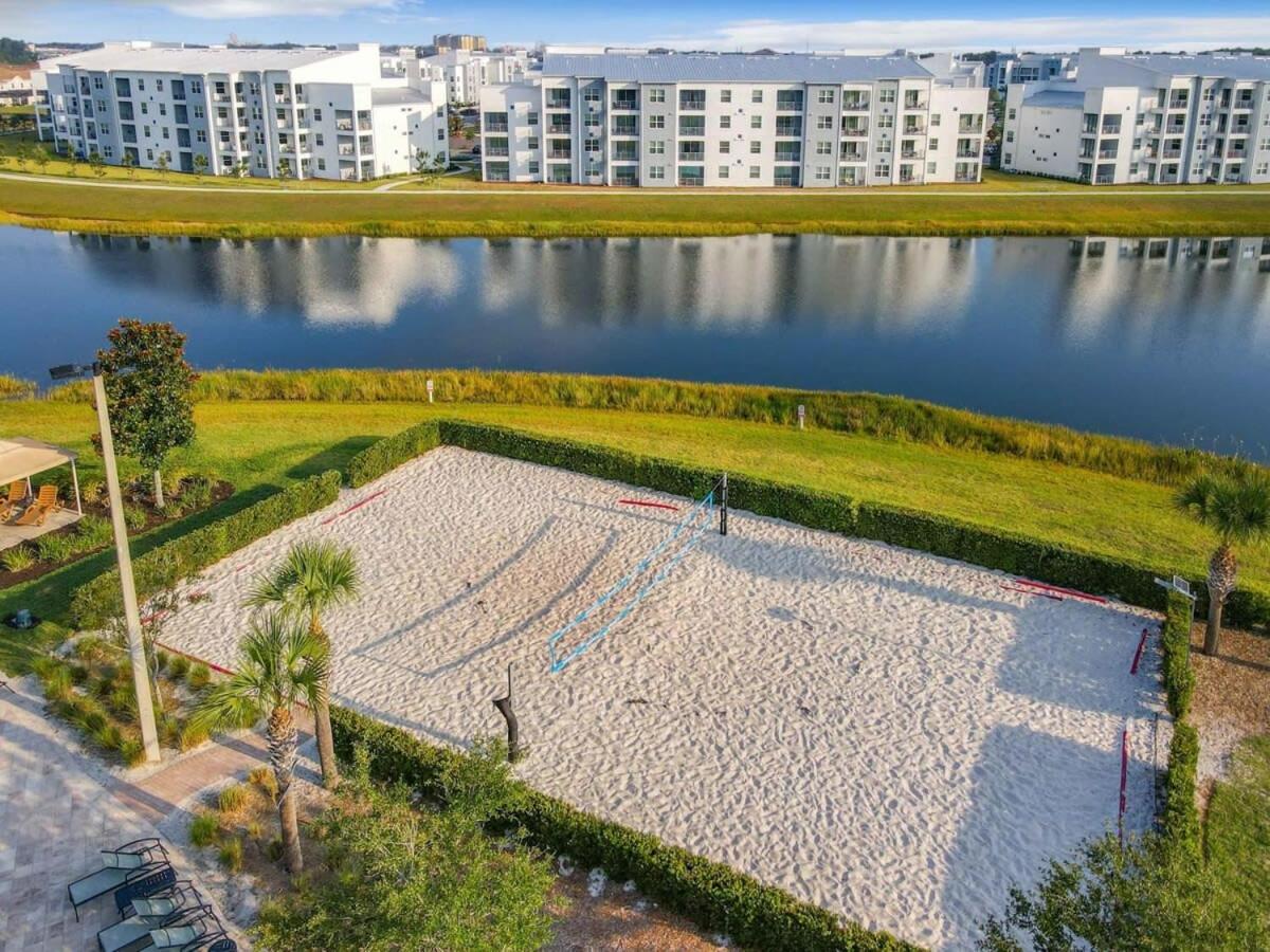 Gorgeous 2Br Lakeview Condo With Waterpark Кисими Екстериор снимка