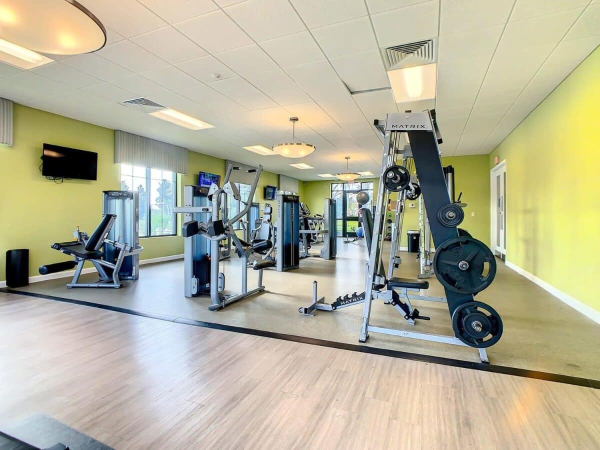 Gorgeous 2Br Lakeview Condo With Waterpark Кисими Екстериор снимка