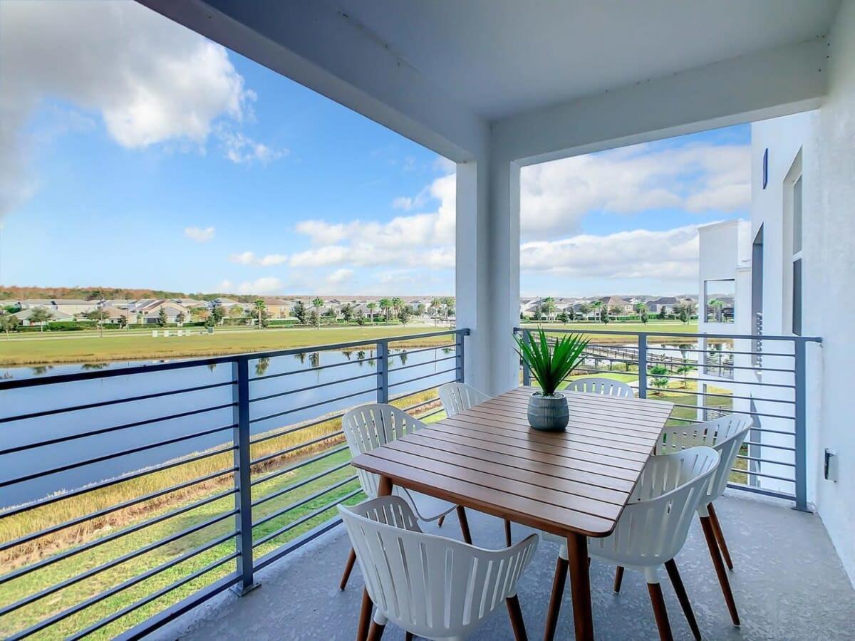 Gorgeous 2Br Lakeview Condo With Waterpark Кисими Екстериор снимка